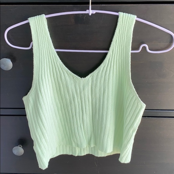 Top - Picture 2 of 2